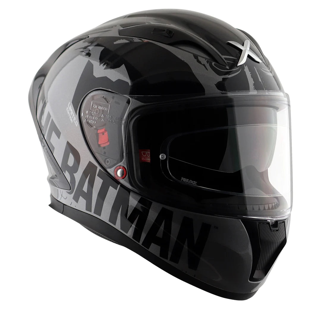 Axor Street DC Batman Helmet