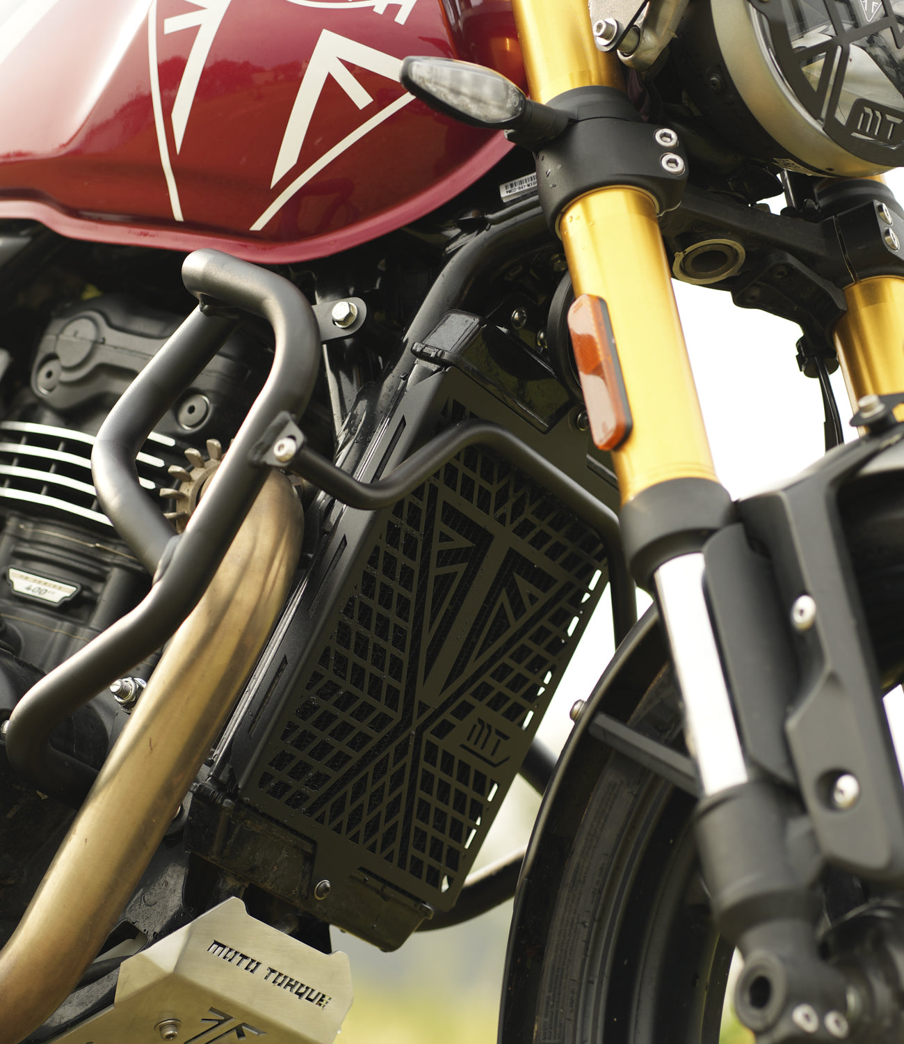 Moto Torque Triumph Speed 400 - Radiator Guard